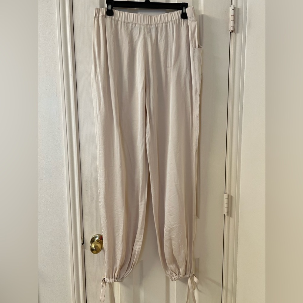 BCBG MAXAZRIA NWOT